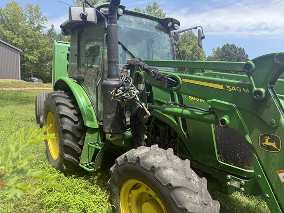 Photo of 2024 John Deere 5120M