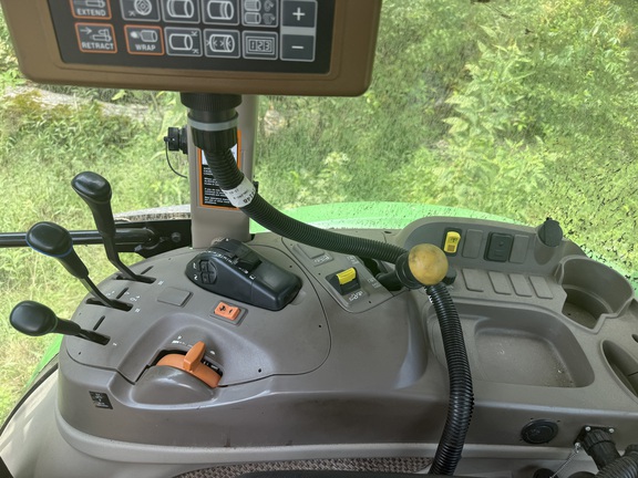 Photo of 2024 John Deere 5120M
