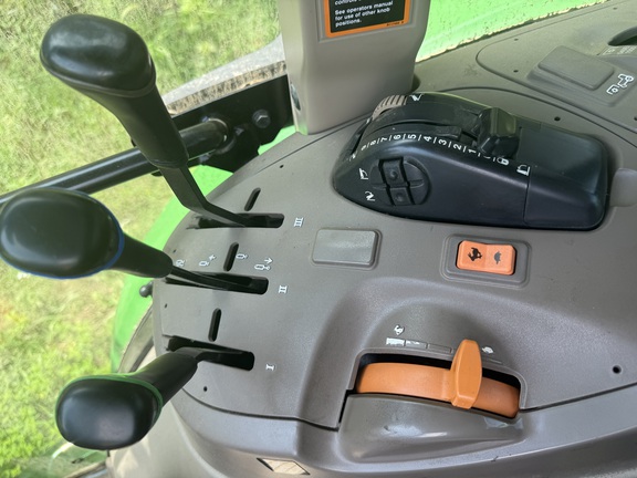 Photo of 2024 John Deere 5120M