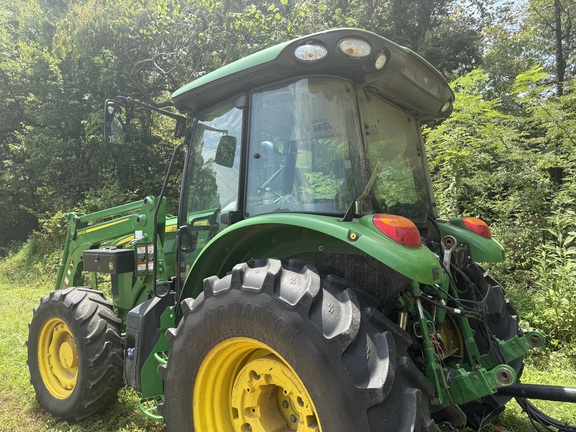 Photo of 2024 John Deere 5120M