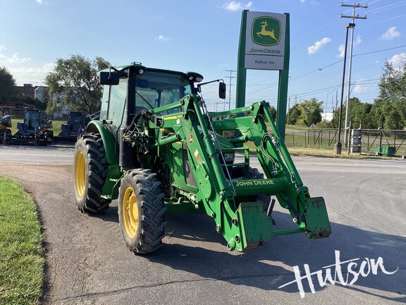 Photo of 2024 John Deere 5120M