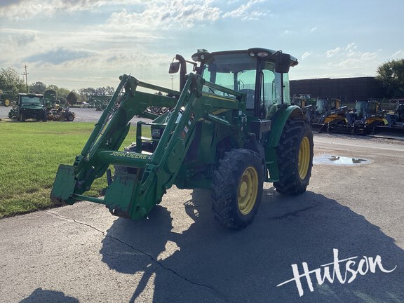 Photo of 2024 John Deere 5120M