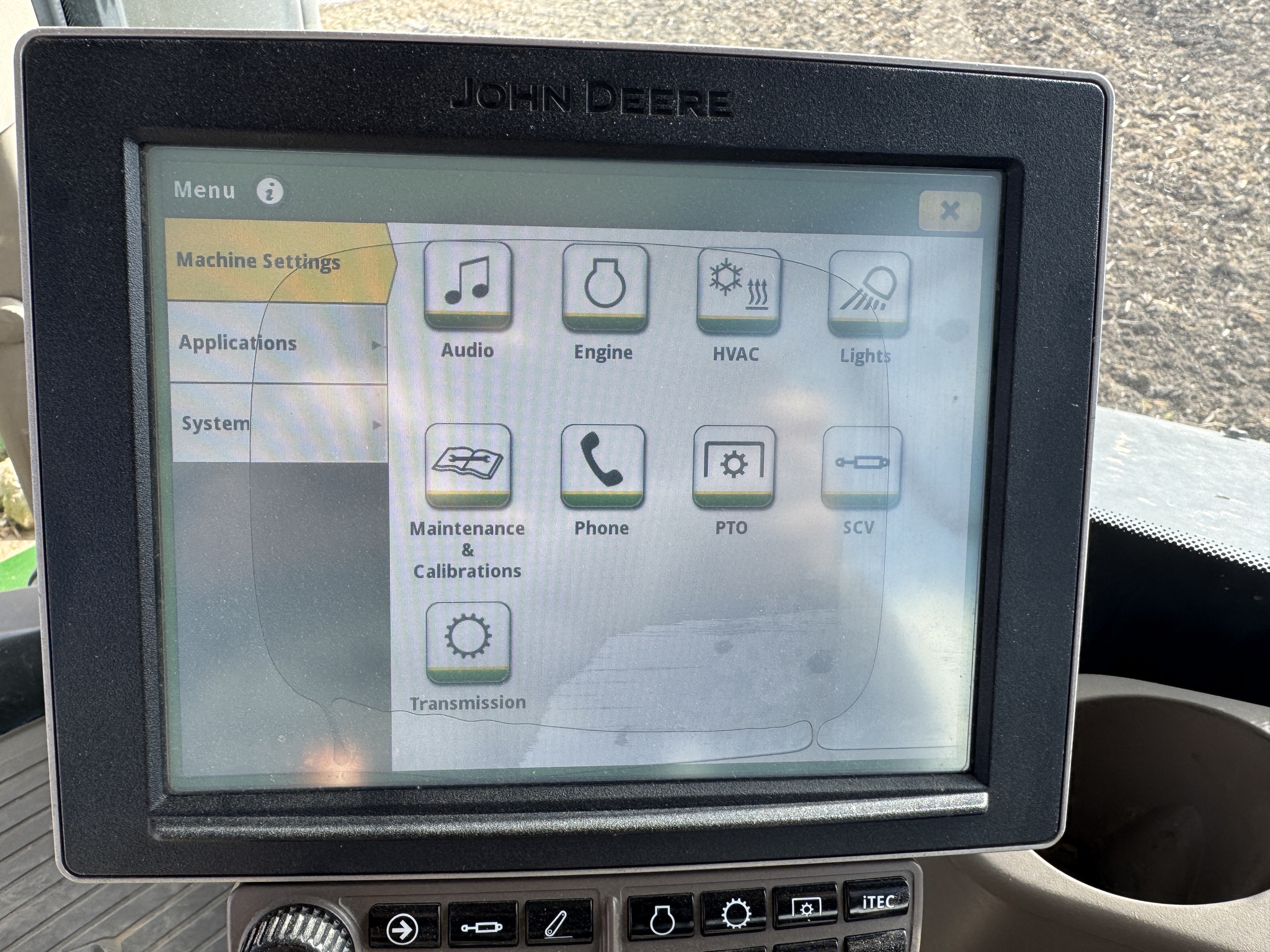 2015 John Deere 9520RT Image 40