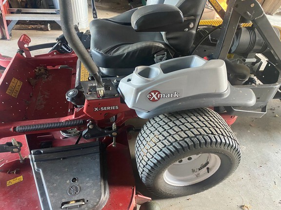 Photo of 2016 Exmark LZX940EKC