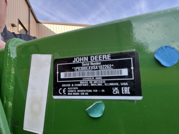 2025 John Deere 3038E - Photo36