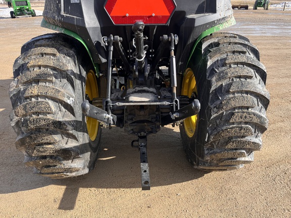 2025 John Deere 3038E - Photo23