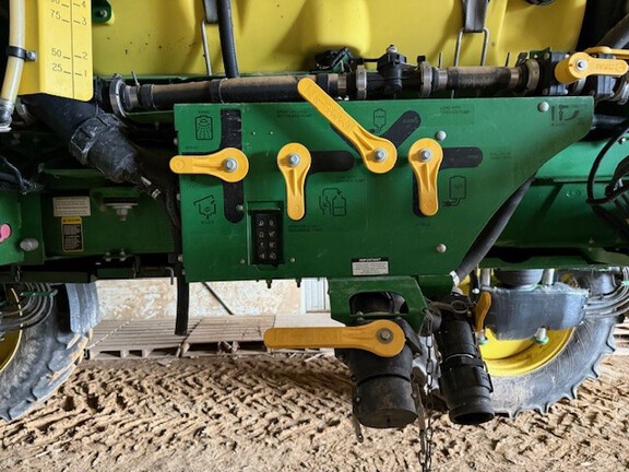 Photo of 2018 John Deere R4030