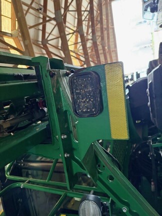 Photo of 2018 John Deere R4030