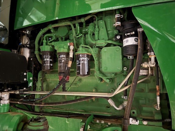 Photo of 2018 John Deere R4030