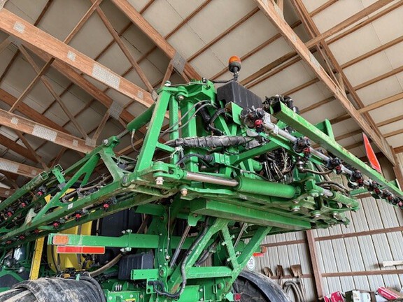 Photo of 2018 John Deere R4030