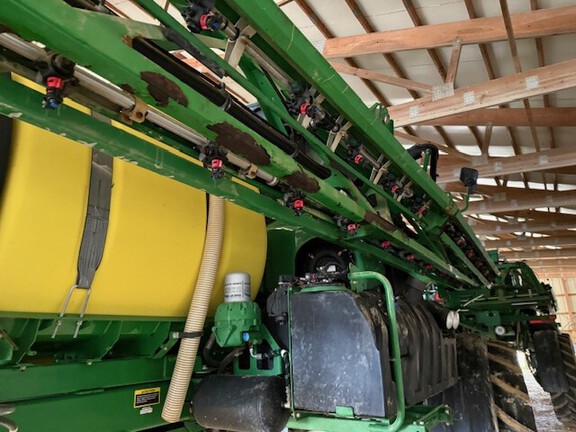 Photo of 2018 John Deere R4030