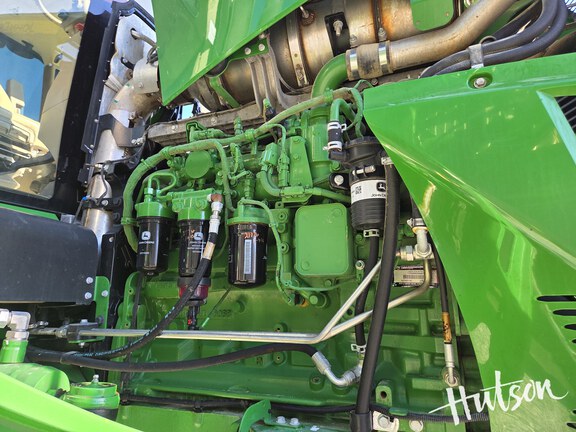 Photo of 2018 John Deere R4030