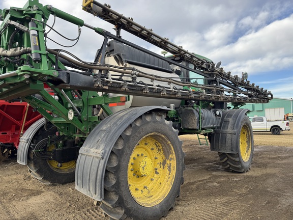 Used 2019 John Deere R4045 Self Propelled Sprayers at Horizon Ag & Turf in Edmonton West, AB - Photo3
