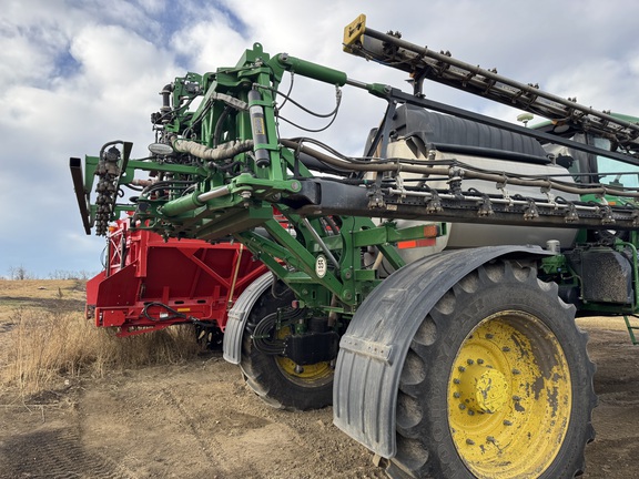 Used 2019 John Deere R4045 Self Propelled Sprayers at Horizon Ag & Turf in Edmonton West, AB - Photo4
