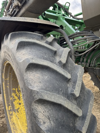 Used 2019 John Deere R4045 Self Propelled Sprayers at Horizon Ag & Turf in Edmonton West, AB - Photo6