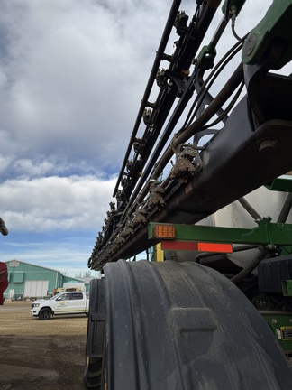 Used 2019 John Deere R4045 Self Propelled Sprayers at Horizon Ag & Turf in Edmonton West, AB - Photo8