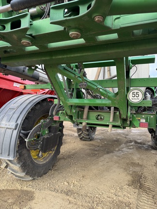 Used 2019 John Deere R4045 Self Propelled Sprayers at Horizon Ag & Turf in Edmonton West, AB - Photo7