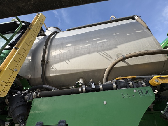 Used 2019 John Deere R4045 Self Propelled Sprayers at Horizon Ag & Turf in Edmonton West, AB - Photo14