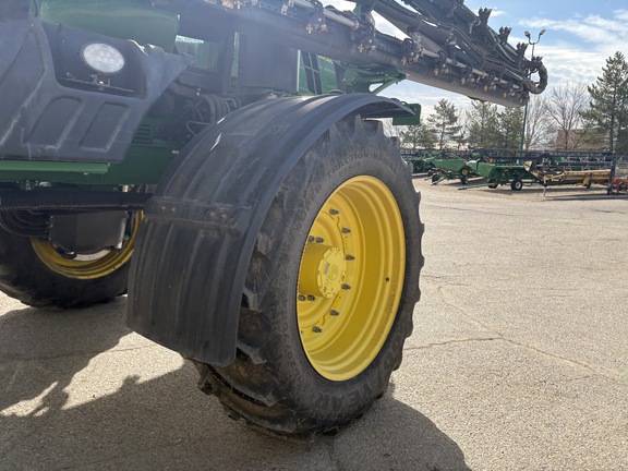 Used 2019 John Deere R4045 Self Propelled Sprayers at Horizon Ag & Turf in Edmonton West, AB - Photo19