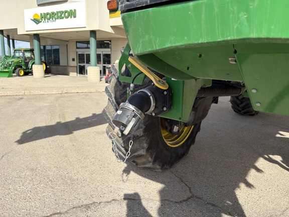 Used 2019 John Deere R4045 Self Propelled Sprayers at Horizon Ag & Turf in Edmonton West, AB - Photo25