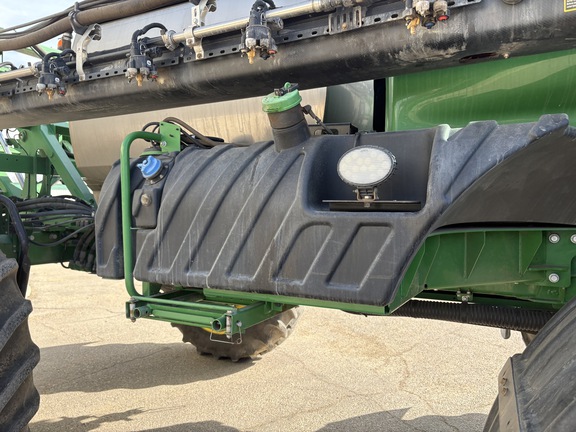 Used 2019 John Deere R4045 Self Propelled Sprayers at Horizon Ag & Turf in Edmonton West, AB - Photo28