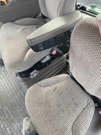 2014 John Deere 8245R - Photo11