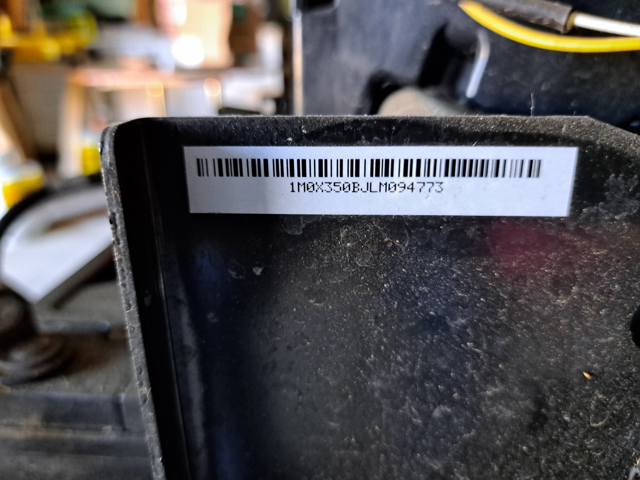 2020 John Deere X350 Image 7