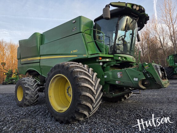 Photo of 2022 John Deere S780
