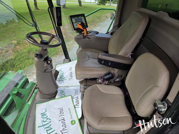 Photo of 2022 John Deere S780