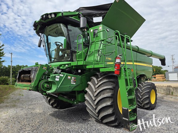 Photo of 2022 John Deere S780