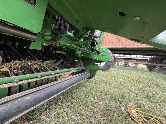 2022 John Deere 560M - Photo11