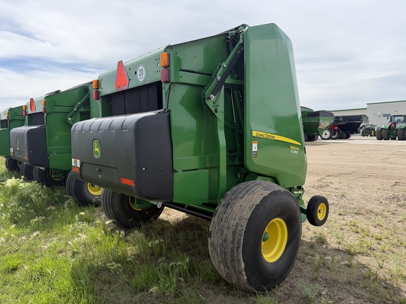 2022 John Deere 560M - Photo3