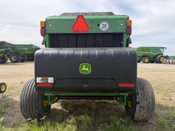 2022 John Deere 560M - Photo4