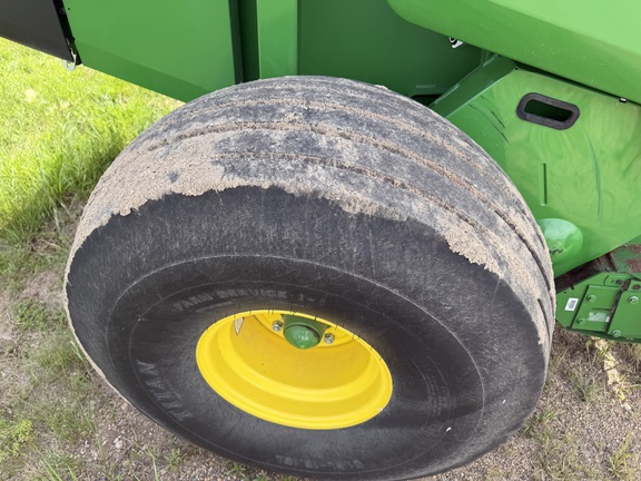 2022 John Deere 560M - Photo13