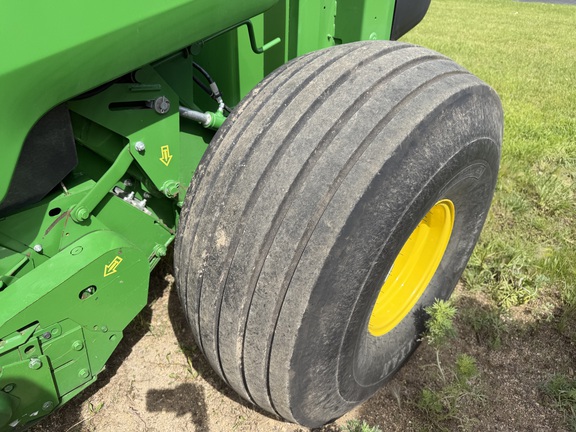 2022 John Deere 560M - Photo14