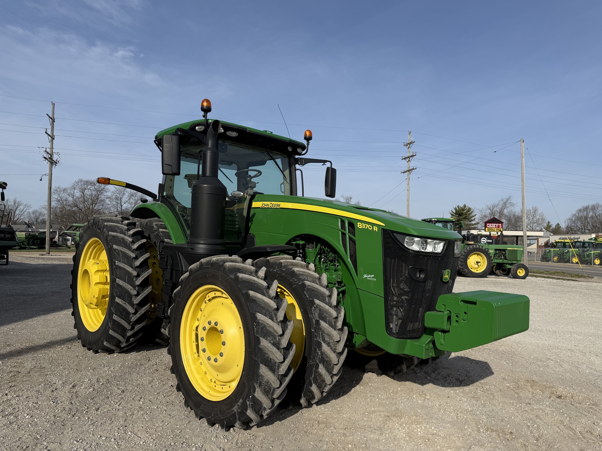  2017 John Deere 8370R at Heritage Tractor in Pontiac, IL