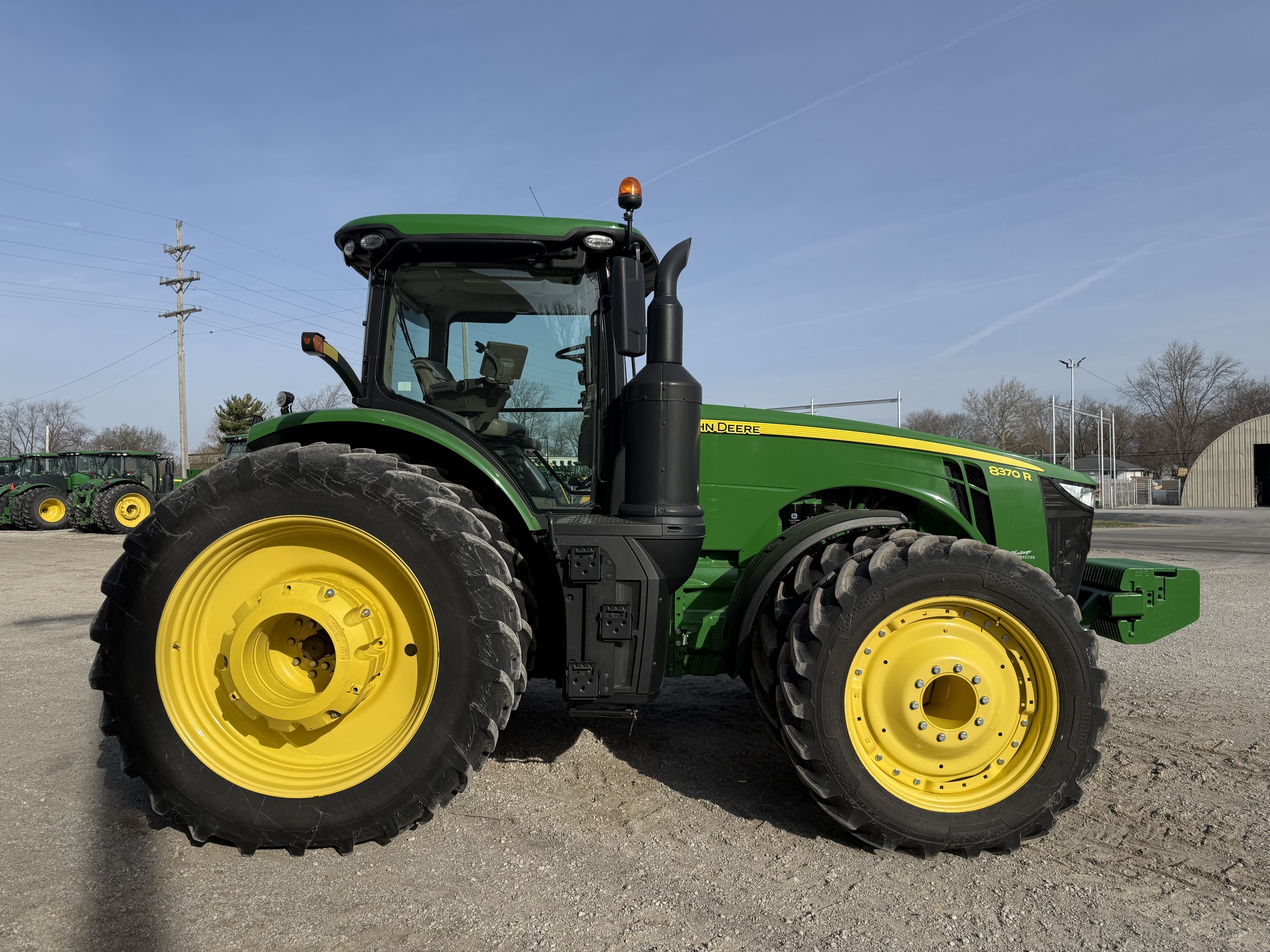  2017 John Deere 8370R at Heritage Tractor in Pontiac, IL