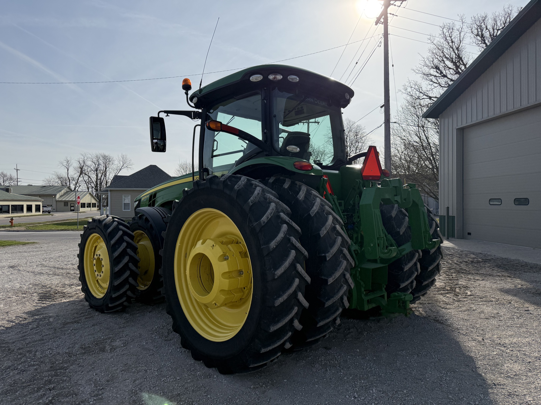  2017 John Deere 8370R at Heritage Tractor in Pontiac, IL