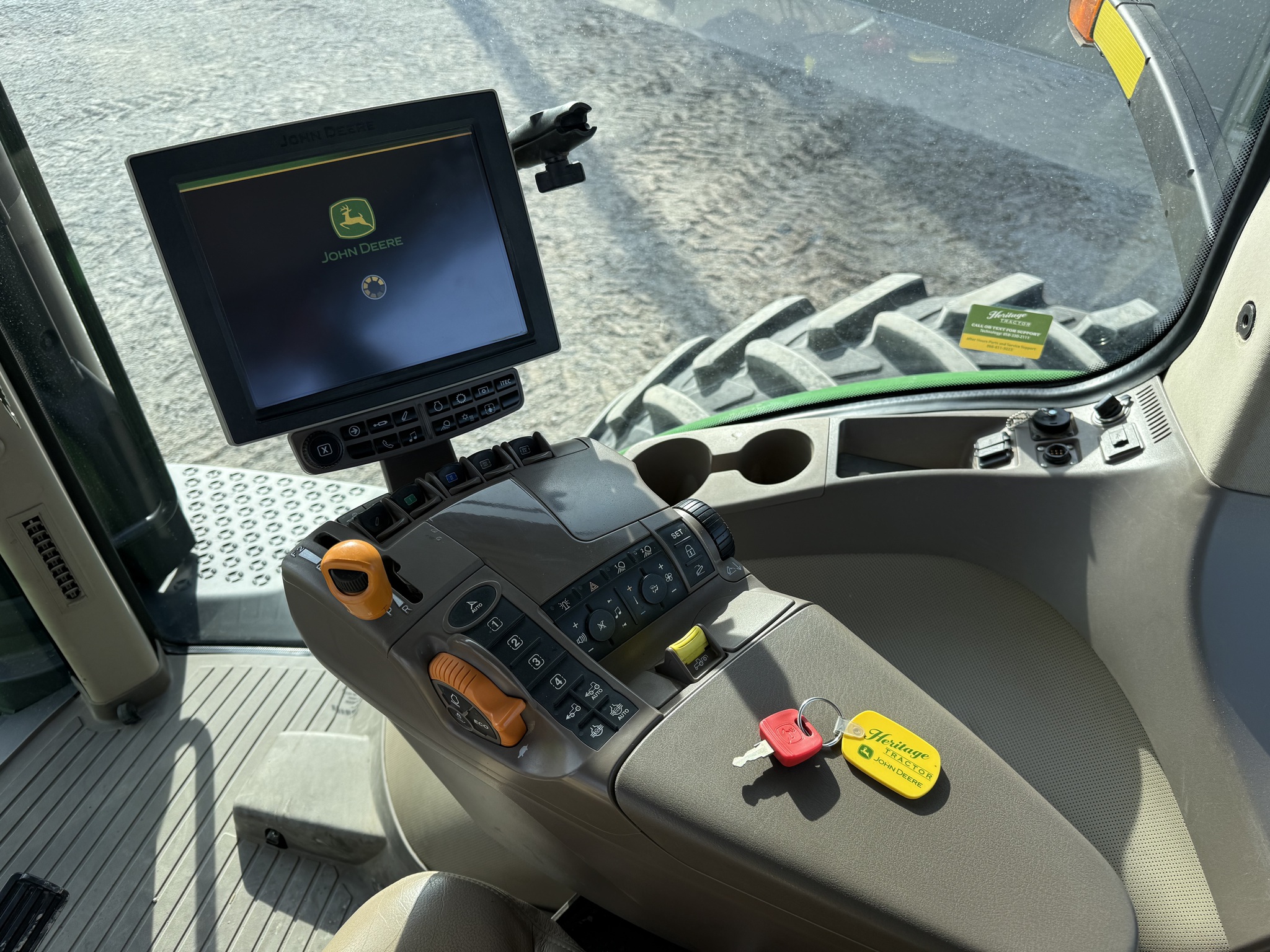  2017 John Deere 8370R at Heritage Tractor in Pontiac, IL
