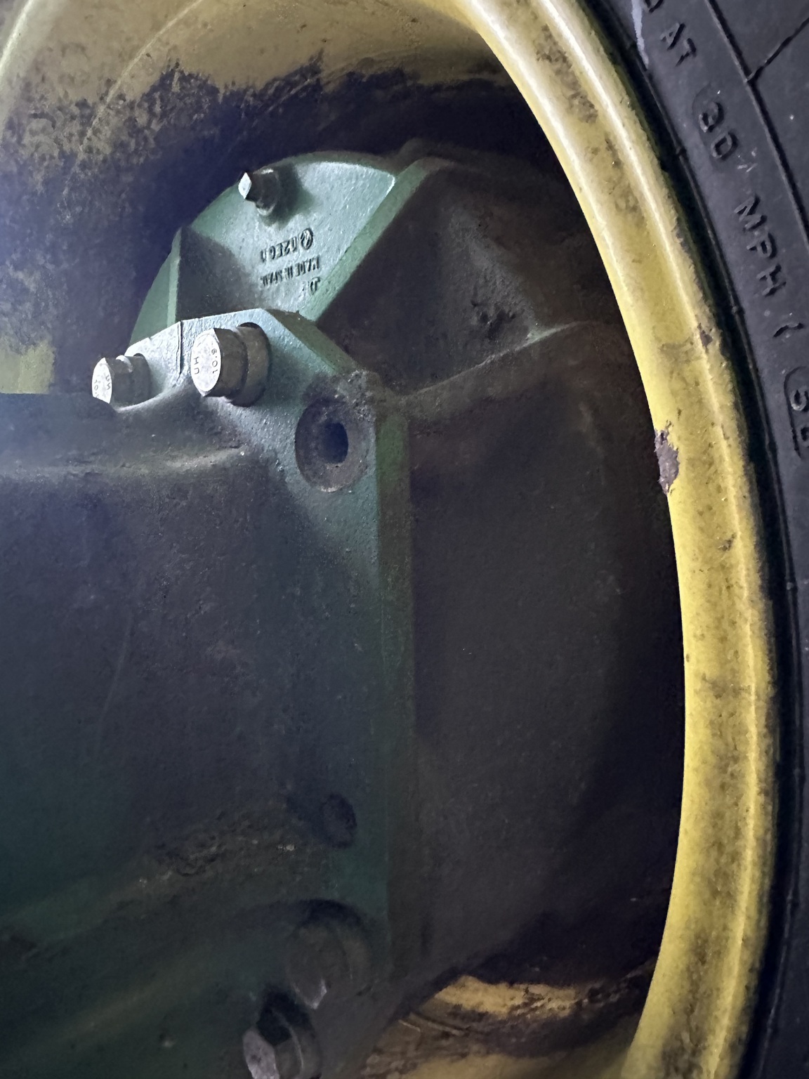 2016 John Deere S680 Image 42