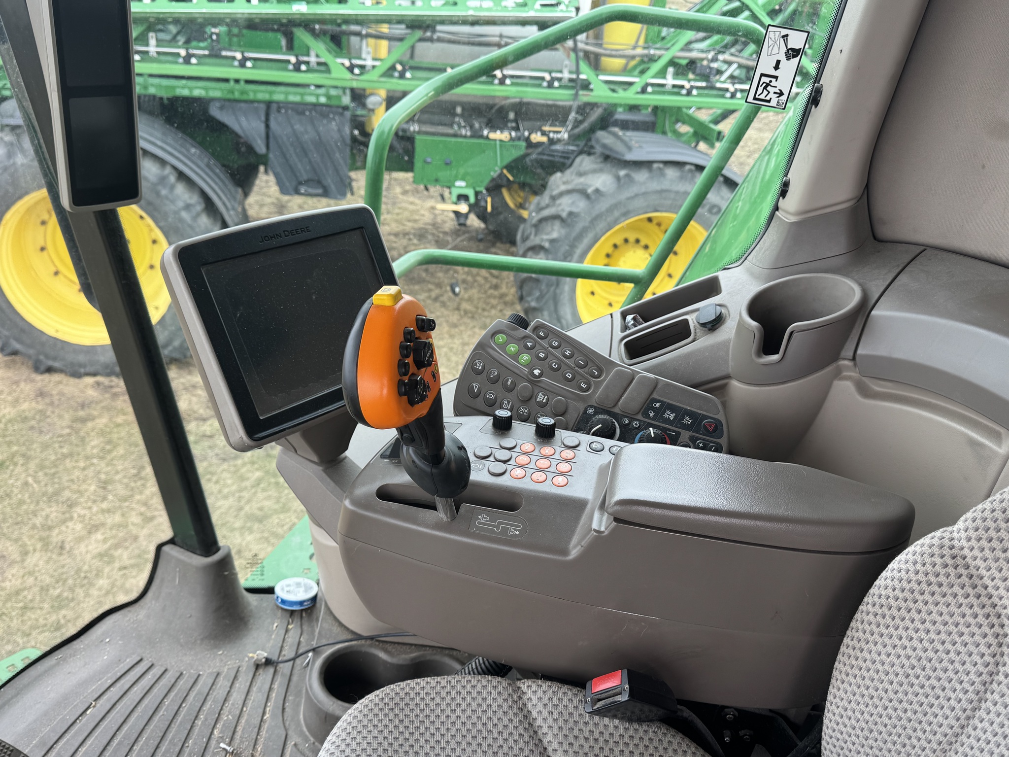 2016 John Deere S680 Image 8