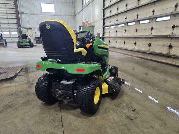2022 John Deere X370 - Photo5