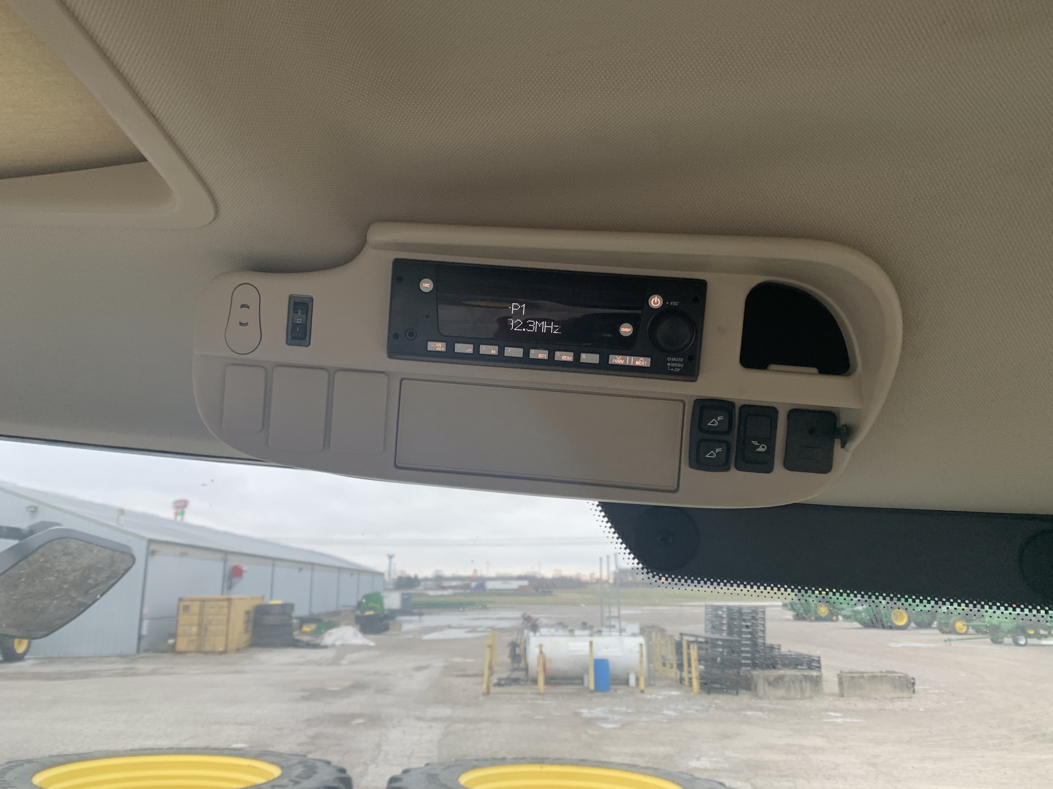 2023 John Deere 6R 120 Image 14