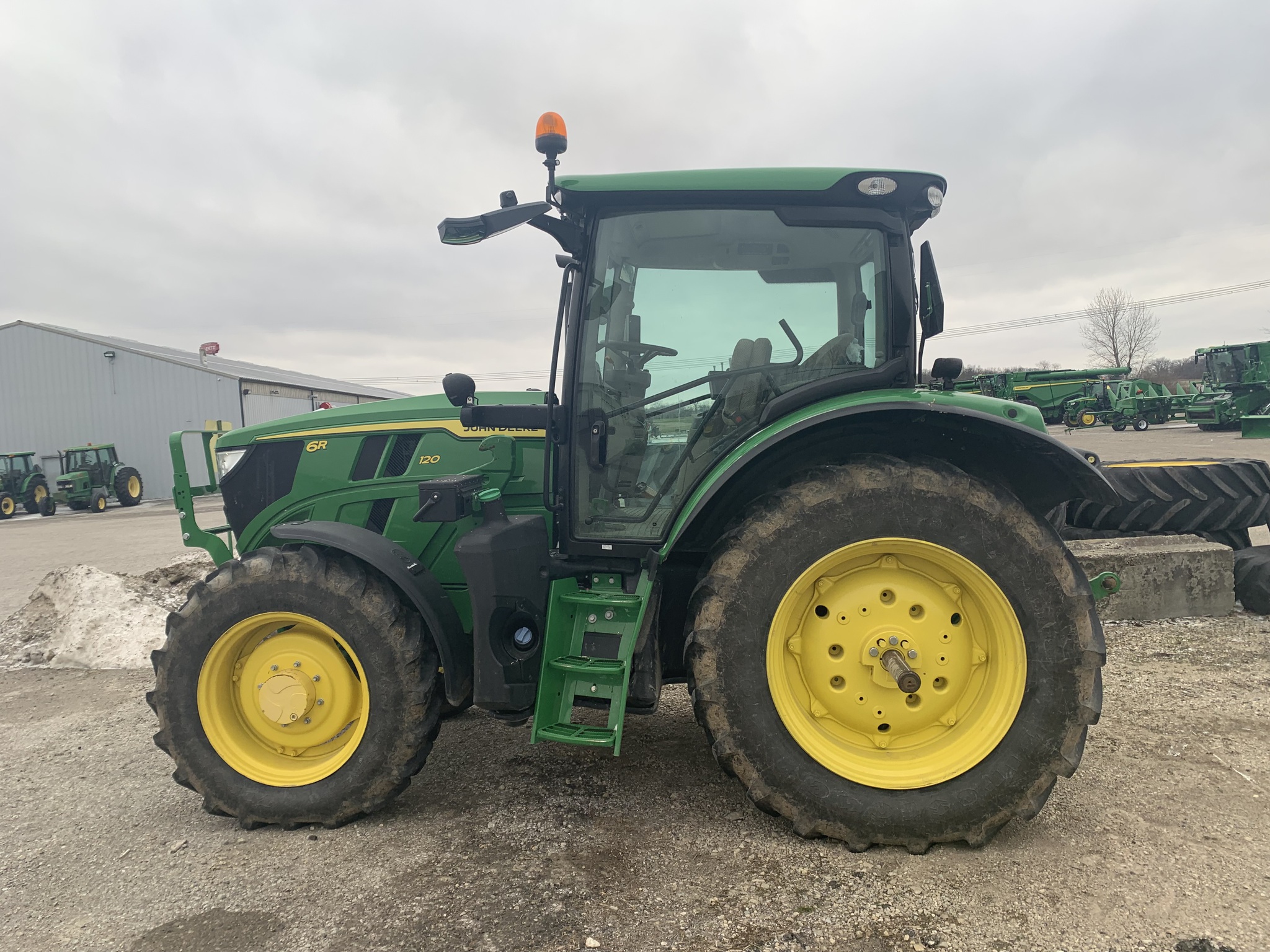 2023 John Deere 6R 120 Image 21
