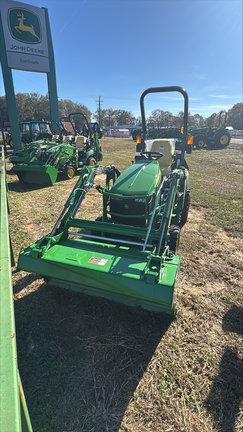 2025 John Deere 1025R Photo 1