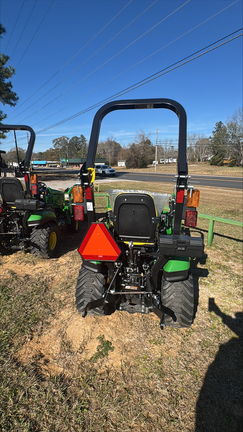 2025 John Deere 1025R Photo 4
