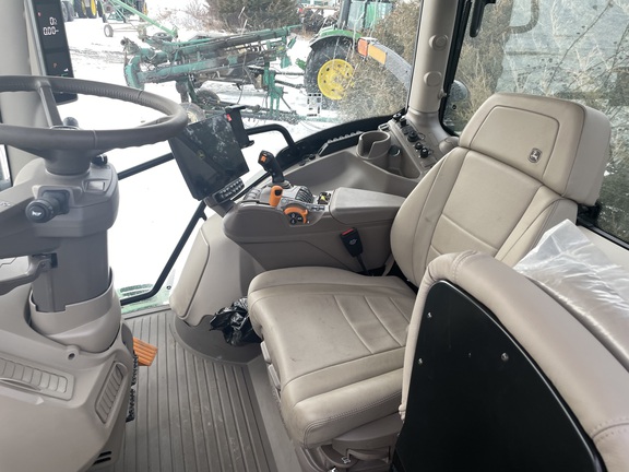 2025 John Deere 6R 175 - Photo8