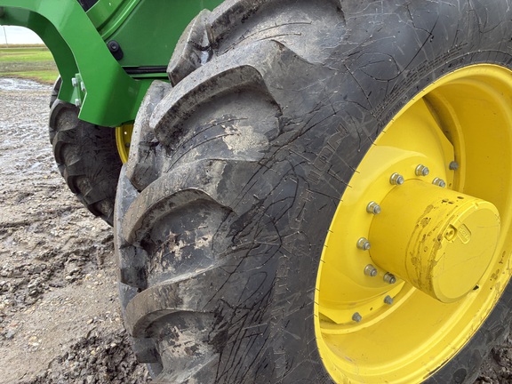 2025 John Deere 6R 175 - Photo11