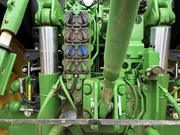 2025 John Deere 6R 175 - Photo28