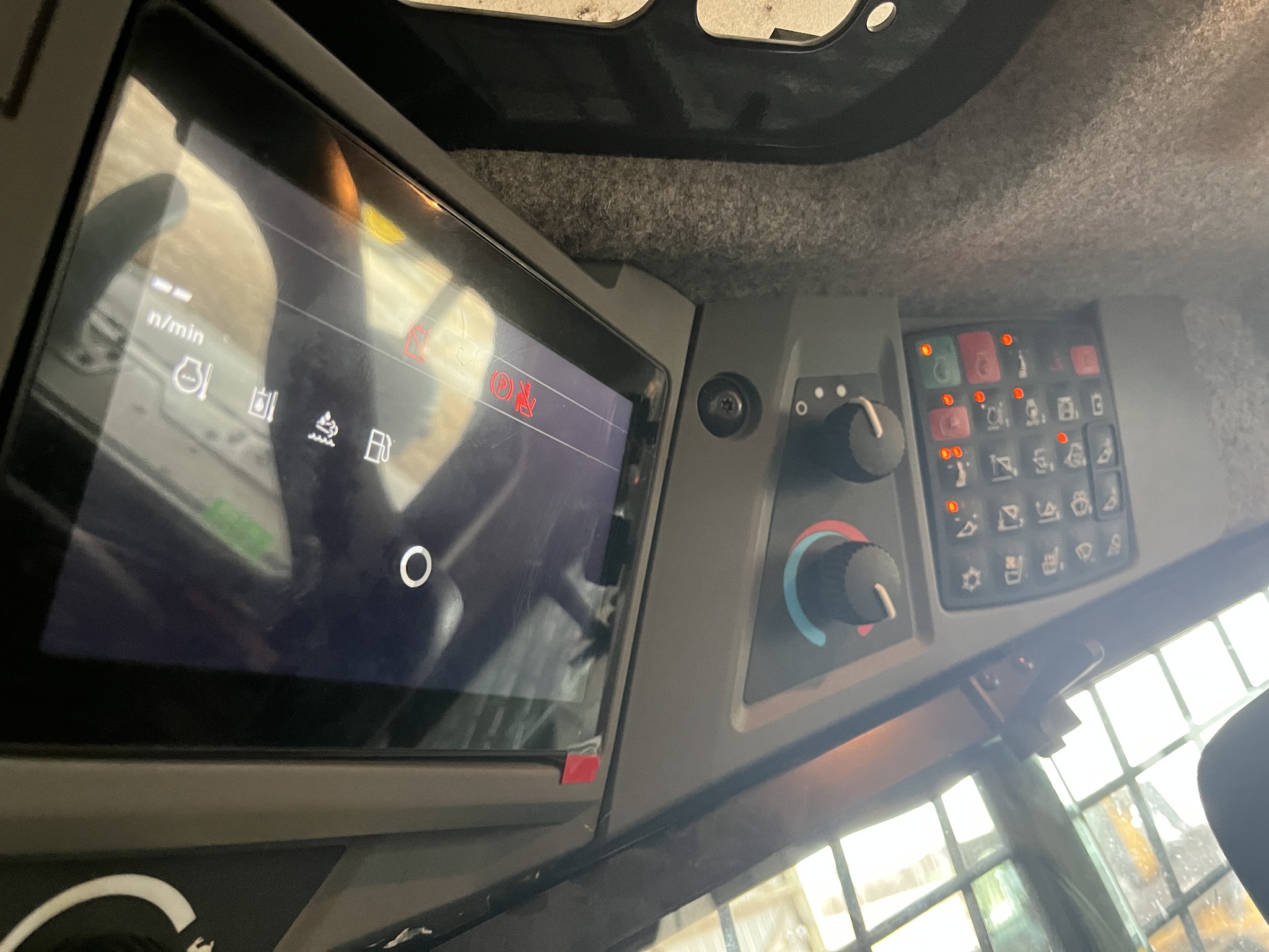 2024 John Deere 333 P Image 11